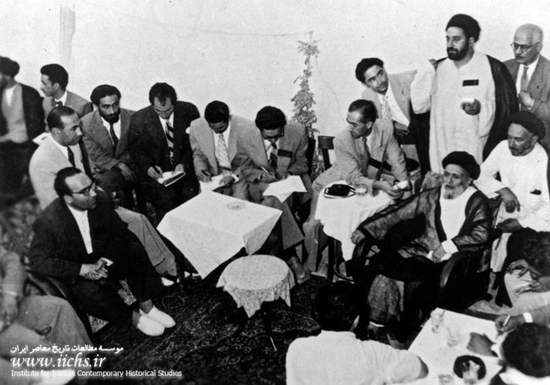 27تیر ماه ۱۳۳۱. مصاحبه تاریخی آیت الله کاشانی بر علیه احمد قوام در منزل دامادش مرحوم حسن گرامی 